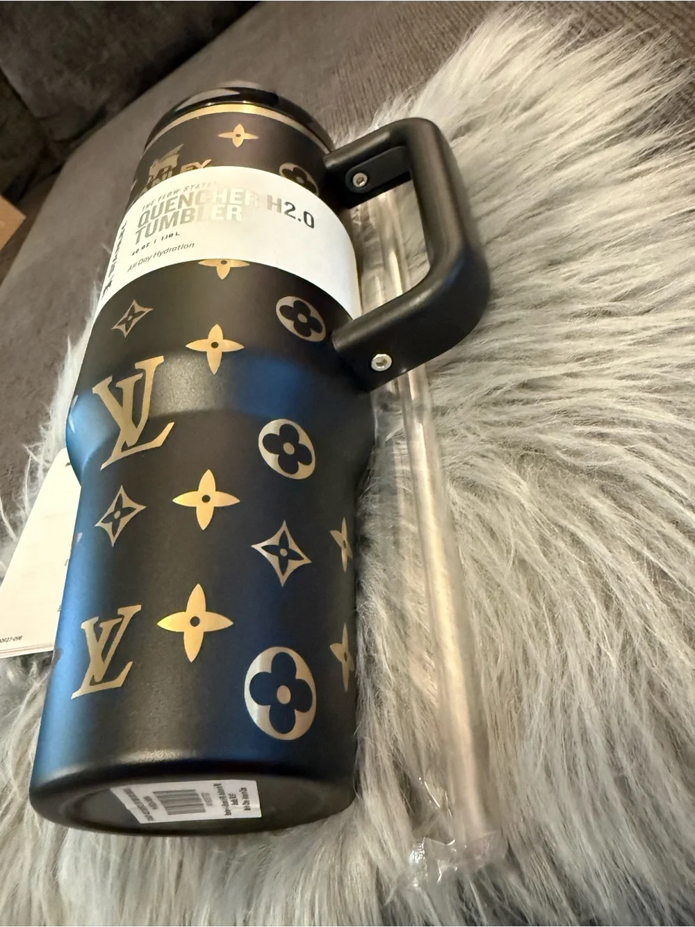 Stanley Black & Gold Quencher H2.0 Travel Mug with Handle 40oz